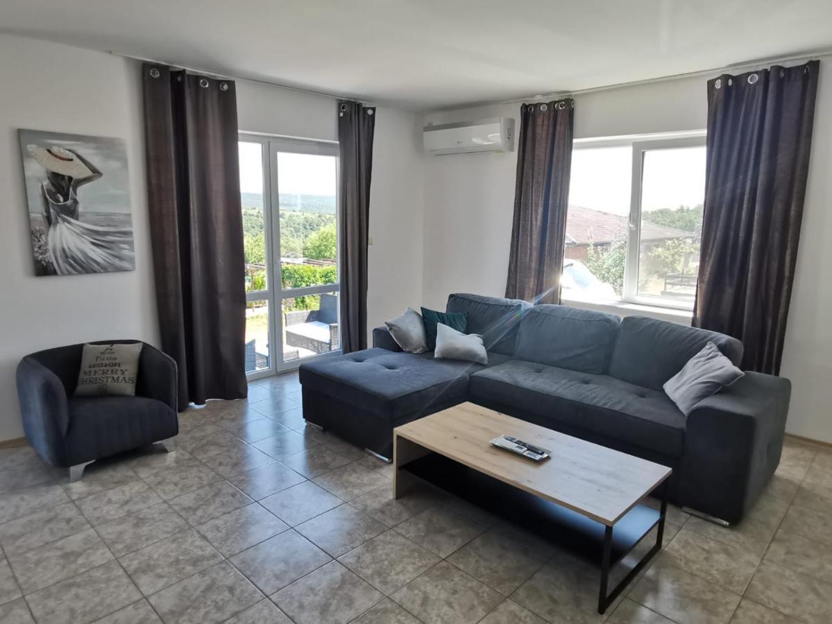 Villa Emine Banya  Ngoại thất bức ảnh