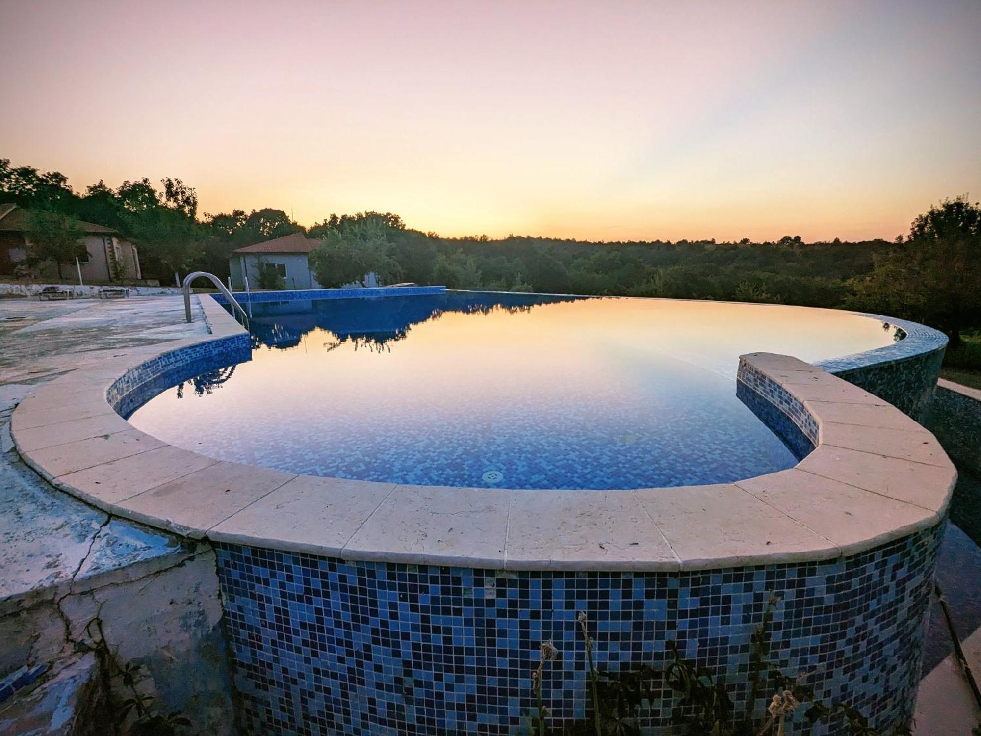 Villa Emine Banya  Ngoại thất bức ảnh